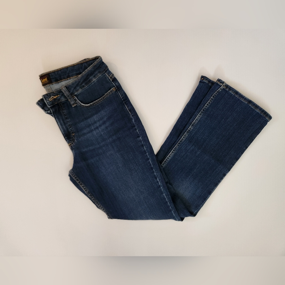 Lee Women's Dark Blue Boot Cut Jeans Size 8